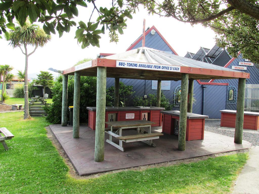 Dunedin Holiday Park Buitenkant foto